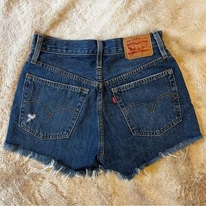 Levi's 501 Shorts 24